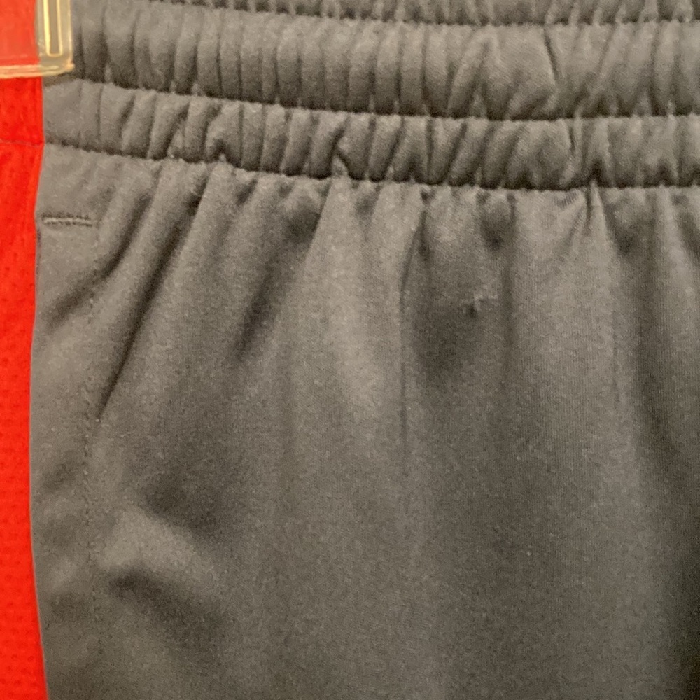 2 pair of Boys Tek Gear shorts - Picture 3 of 8